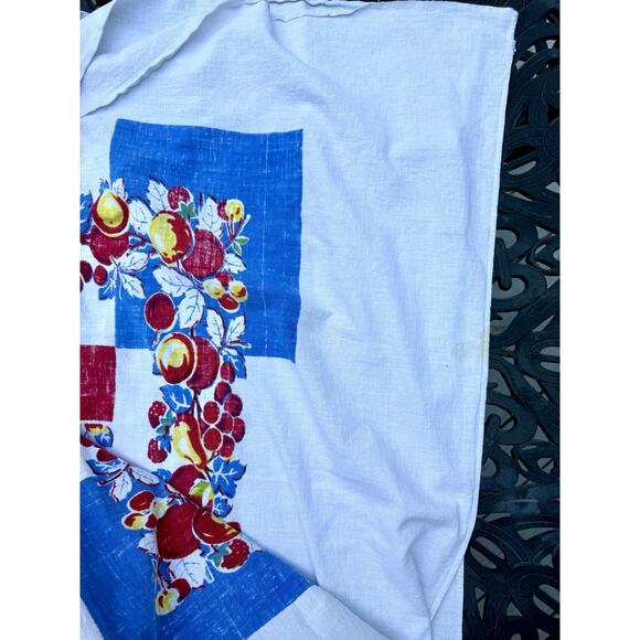 VINTAGE cotton floral cottage French Country Tablecloth Textile (66 x 74) Paris - Picture 4 of 5